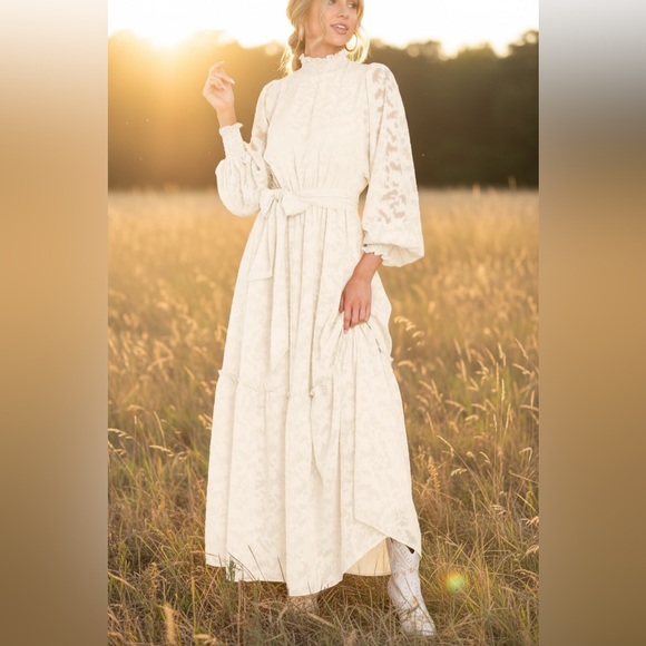 MITILLY Dresses & Skirts - Cream Long Sleeve Maxi Dress with Waist Tie